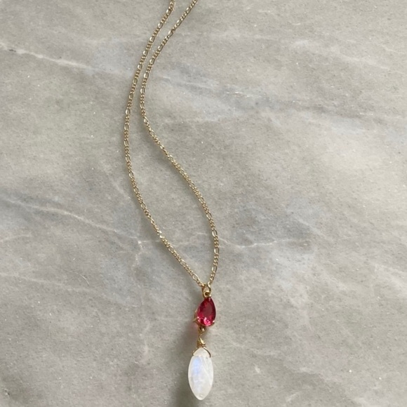 🌙 22K Gold Iridescent Moonstone & Pink Tourmaline Handmade Pendant Necklace - Picture 2 of 5